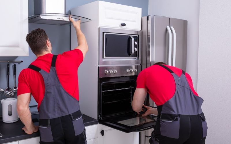 مركز صيانة يونيفرسال المعتمد